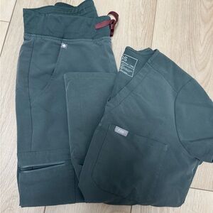 Figs Women's Scrub Set Bonsai